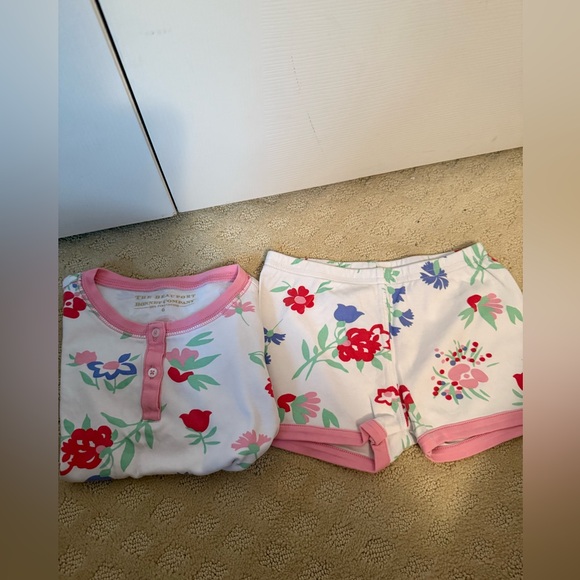 The Beaufort Bonnet Company Other - The Beaufort Bonnet Company Floral Pajama Set with Pink Trim